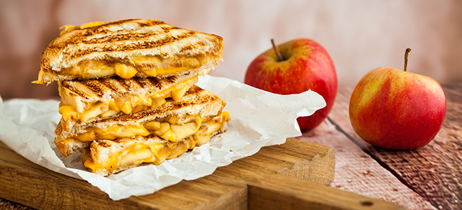 apple grilled cheese