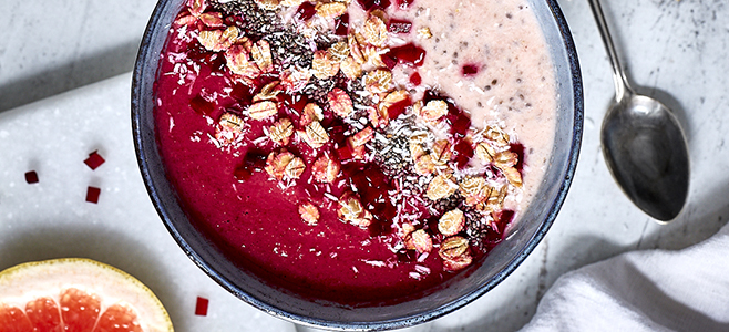 grapefruit smoothie bowl