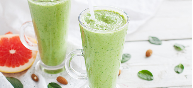 healthy grapefruit spinach smoothie